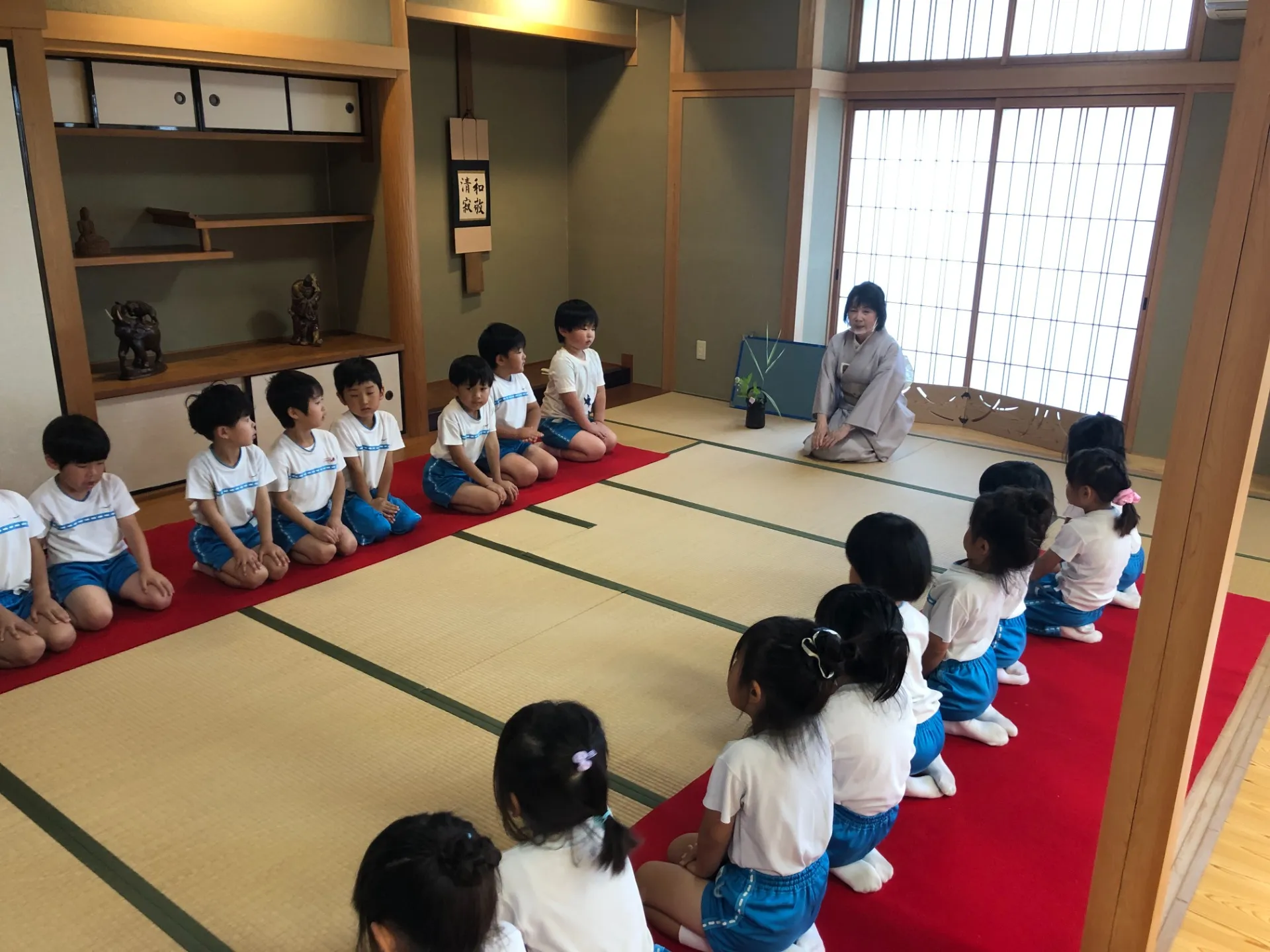 茶道教室②がありました（年長児、６月７日）