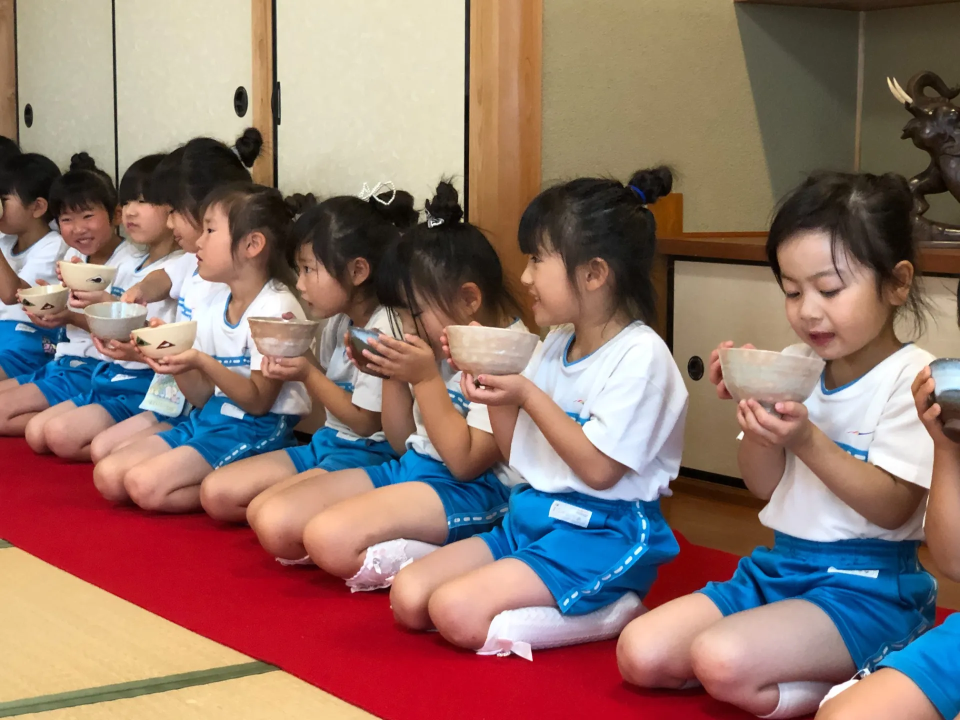 茶道教室②がありました（年長児、６月26日）