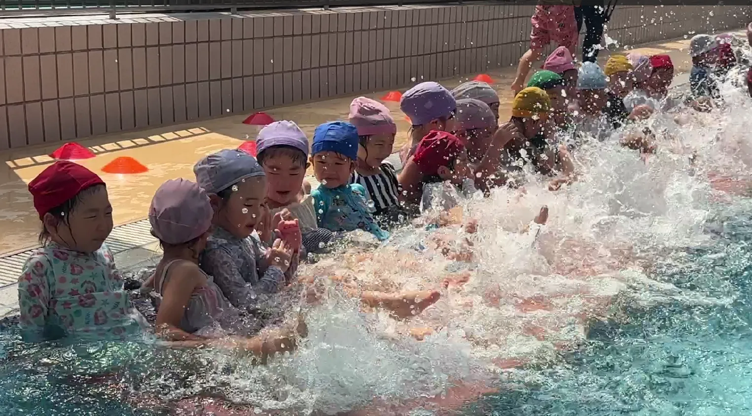 ふれあいプラザプール（年長児、８月４日）