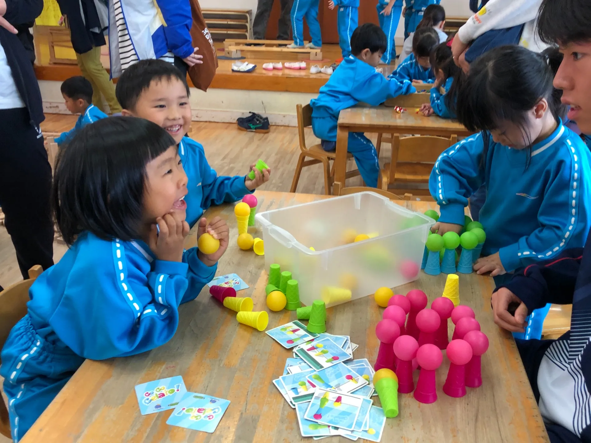 色々なおもちゃでいっぱい遊んだよ（11月5日）