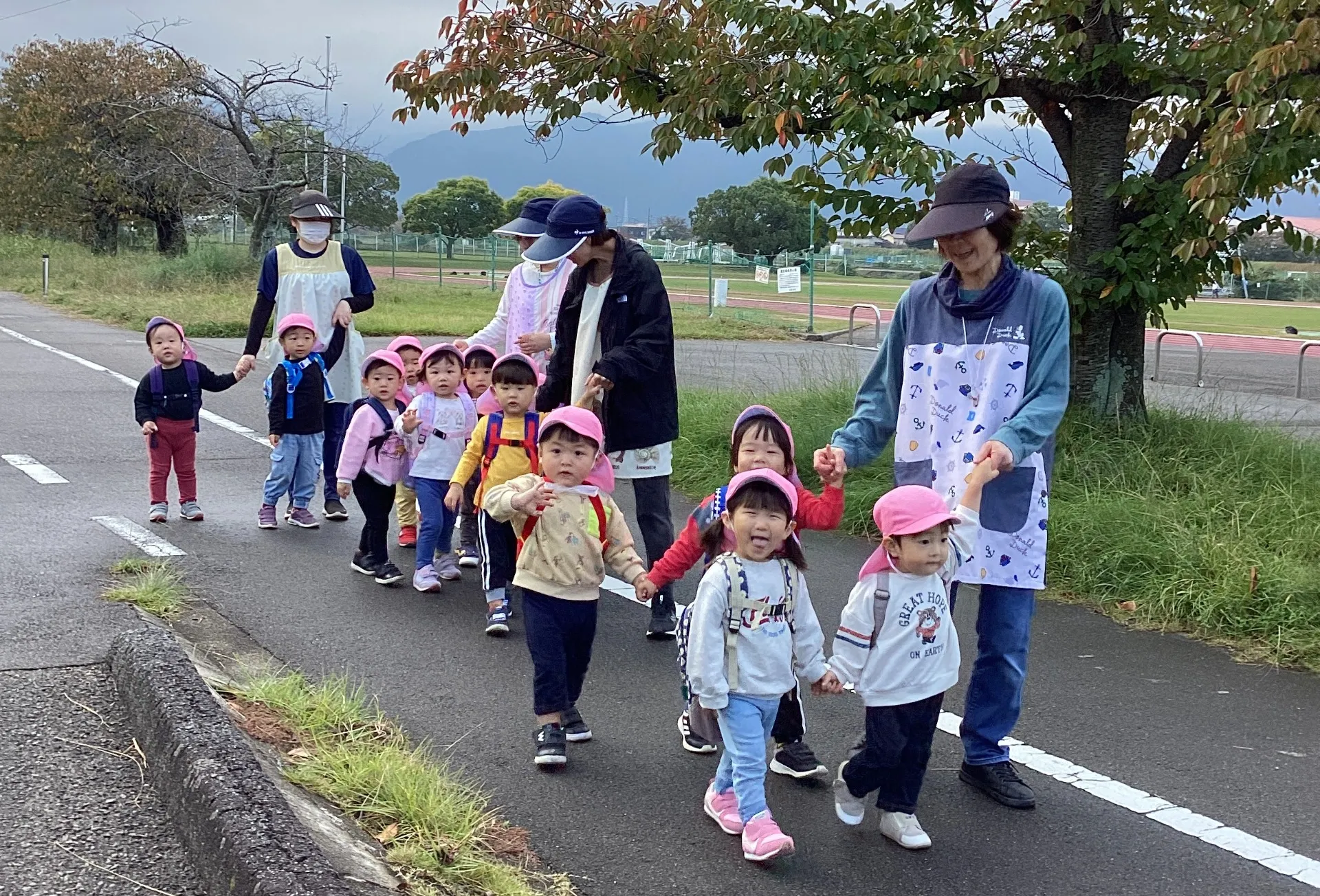 秋の遠足(乳児組)11月6日
