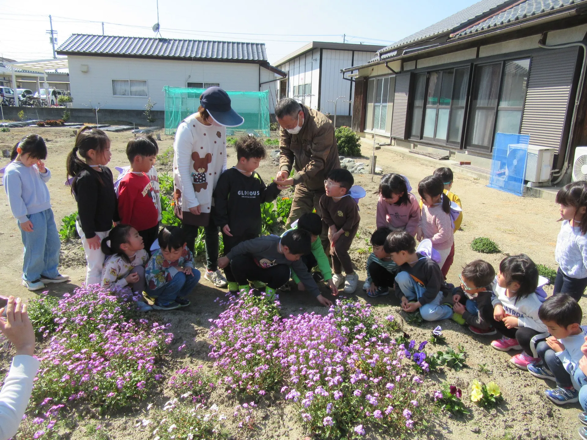 春、みーつけた(きりん組、3月16日)