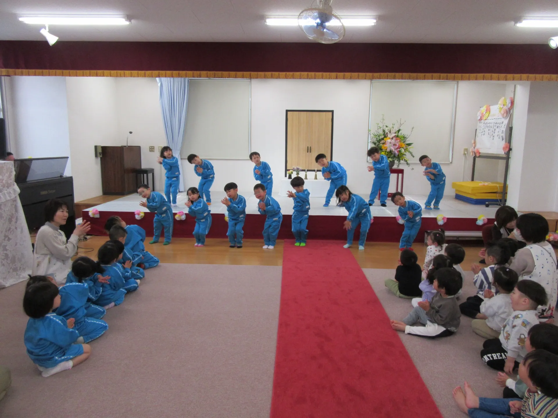 進級式（４月１日）