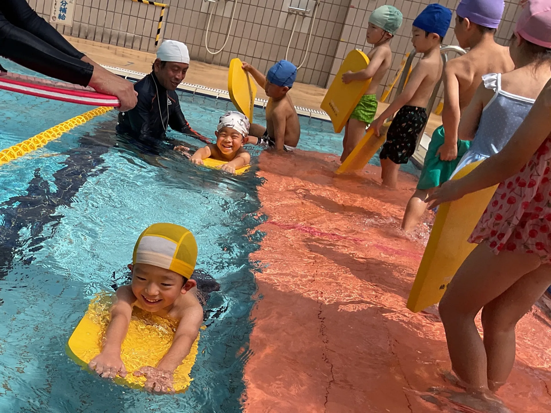 ふれあいプラザプール(年長児、7月15日)