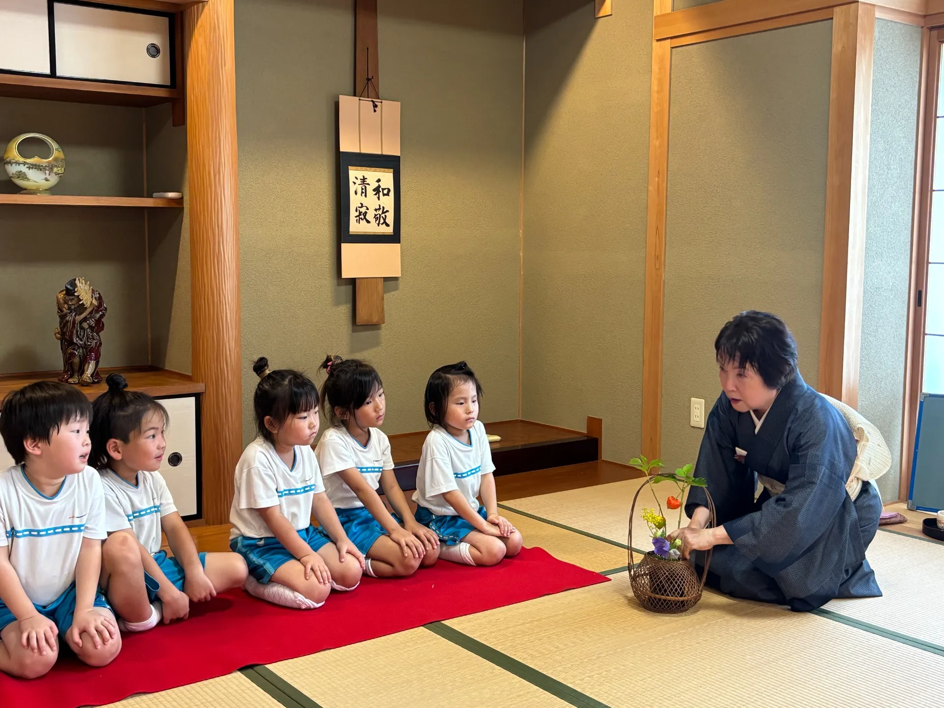 茶道教室③がありました(年長児、7月21日)