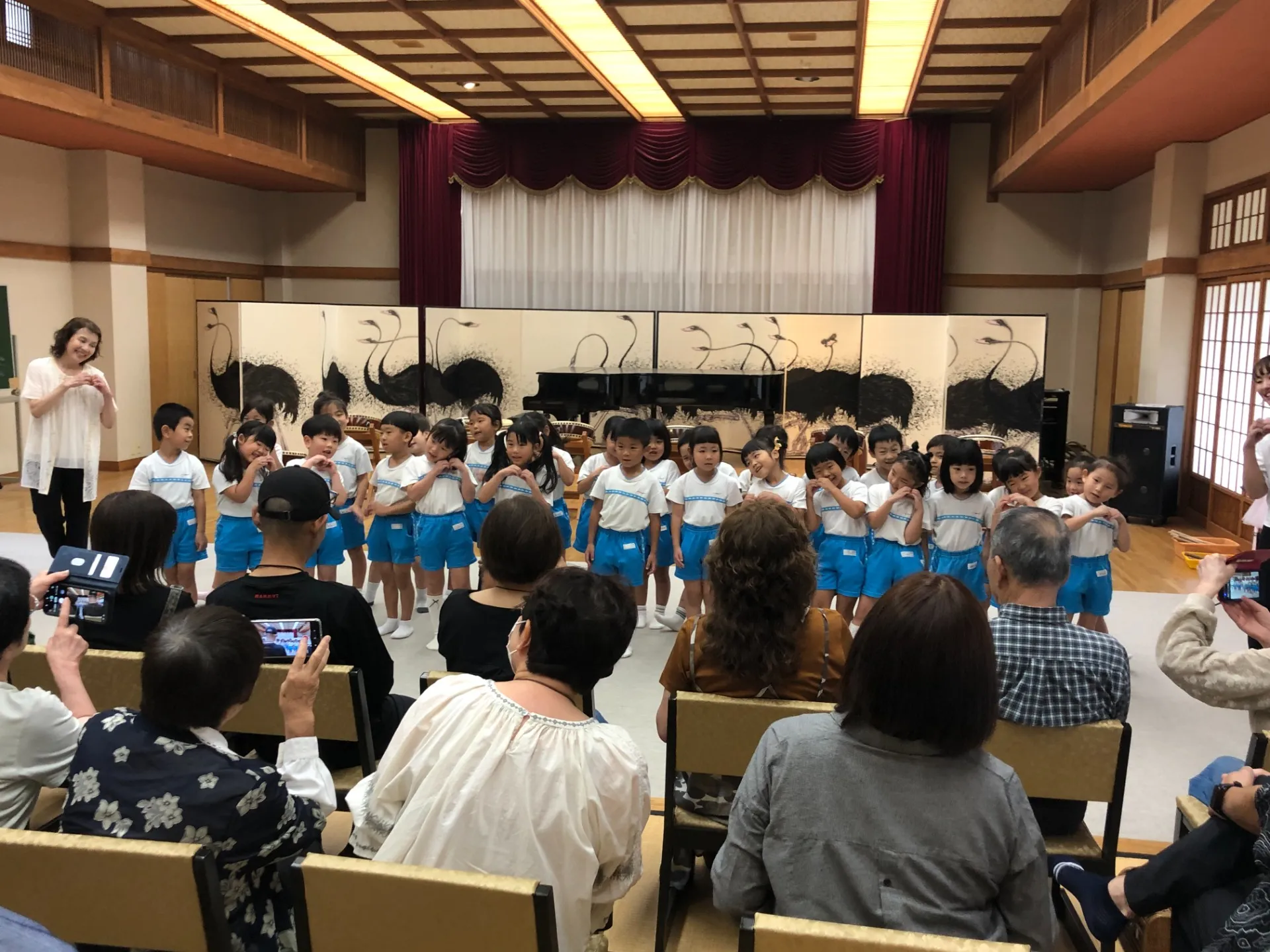 ９月ダーナと年長児祖父母参観（９月１８日）